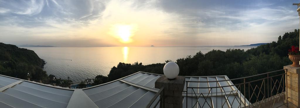 Caposperone Resort Palmi Exterior foto